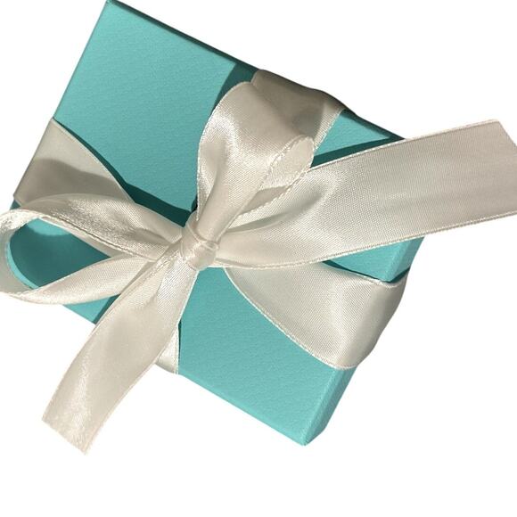 TIFFANY Paloma Picasso's Graffiti X pendant necklace EUC with Box & ribbon - Picture 9 of 9